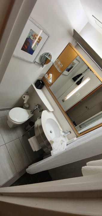 Zimmer Hotel Club Quarters in Philadelphia