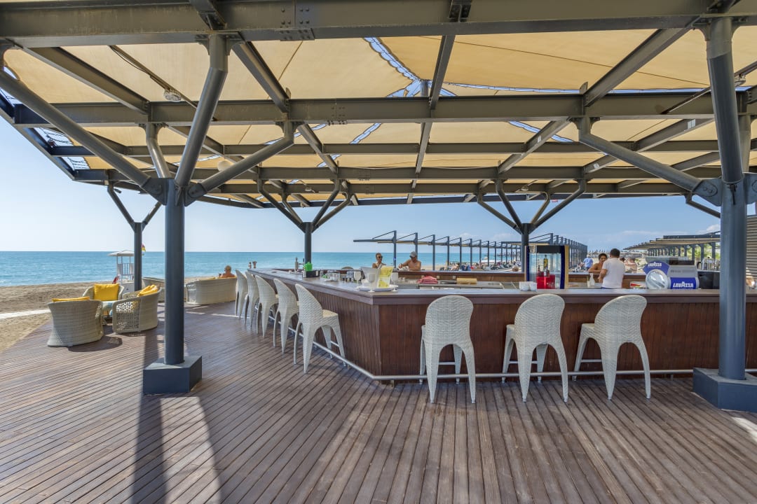 Gastro Xanadu Resort Hotel