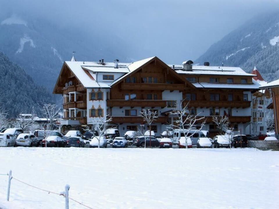 Rückseite Hotel Edenlehen