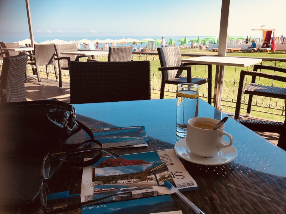 Gastro HARPIN Happy Days Beach Hotel