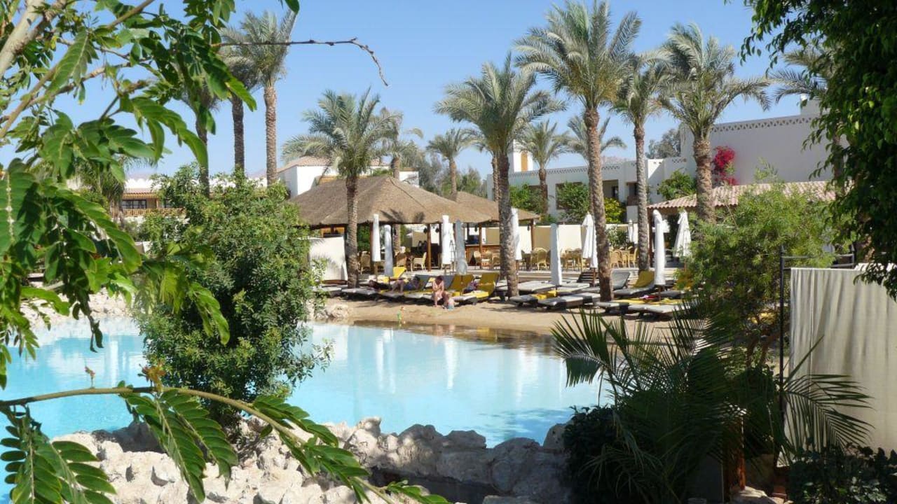 Sandstrand am Pool im Ghazala Gardens Ghazala Gardens