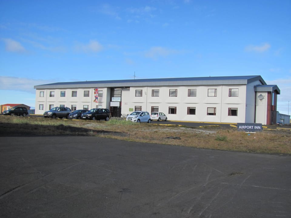 Haus B (liegt hinter Haus A) Airport Inn Express