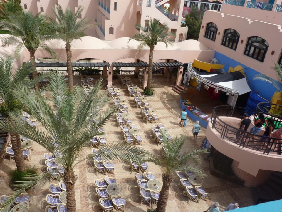 Вид из номера Hotel Le Pacha Beach Resort