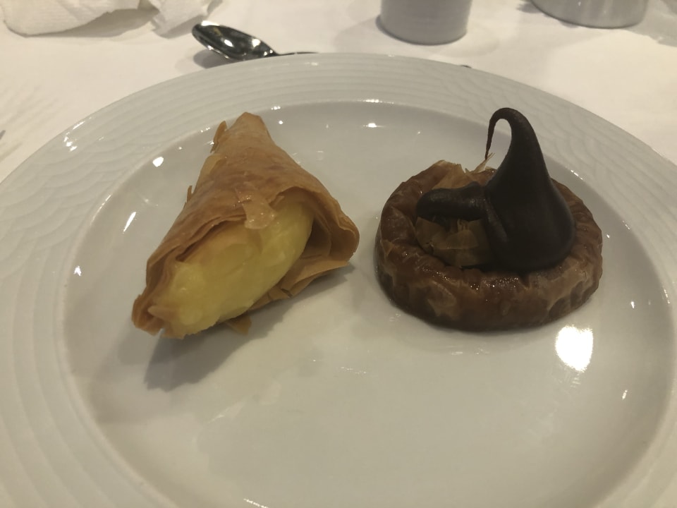 Gastro Grand Hotel Holiday Resort