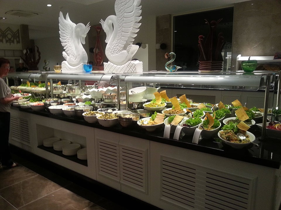 Buffet Well Palace Side