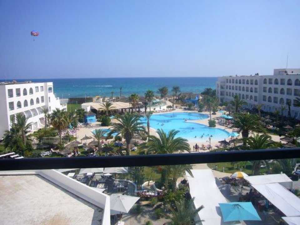Widok z pokoju Nozha Beach Resort & Spa