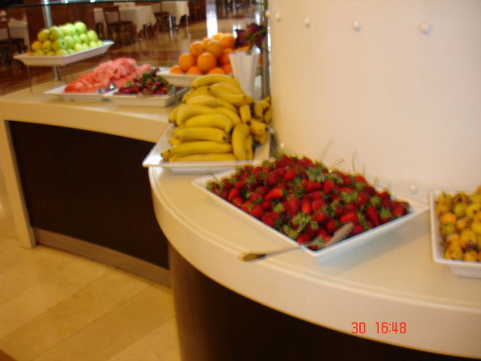 Frisches Obst  Titanic Deluxe Lara