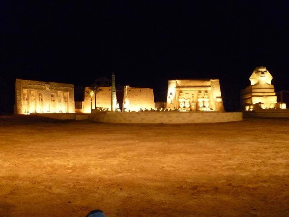 Lichtershow am Abend Pickalbatros Alf Leila Wa Leila Resort - Neverland Hurghada