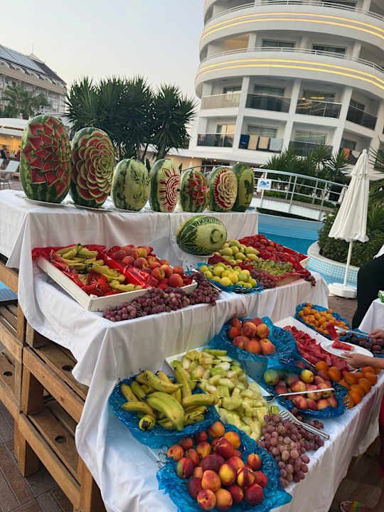 Gastro Laguna Beach Alya Resort & Spa Hotel