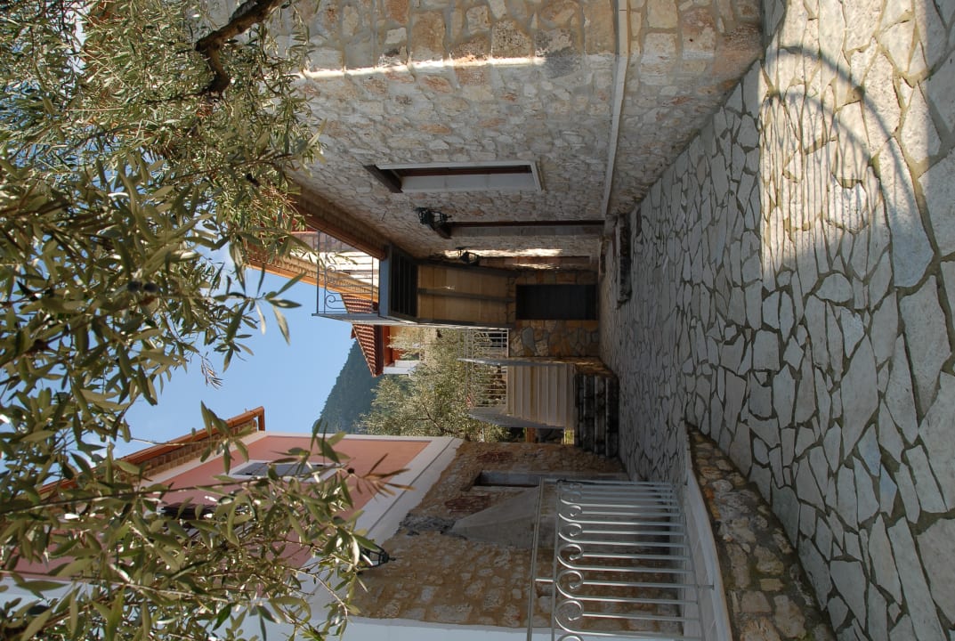 Außenansicht Anatoli Labreon