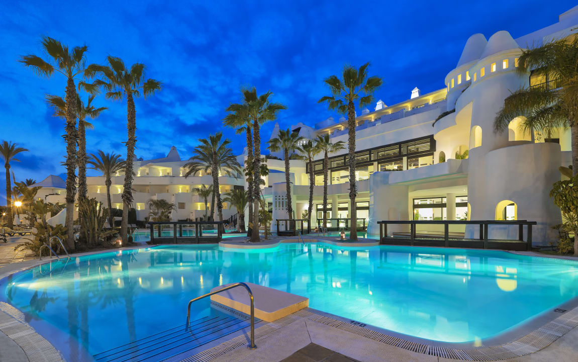 "Pool" Hotel H10 Estepona Palace (Estepona) • HolidayCheck (Costa del