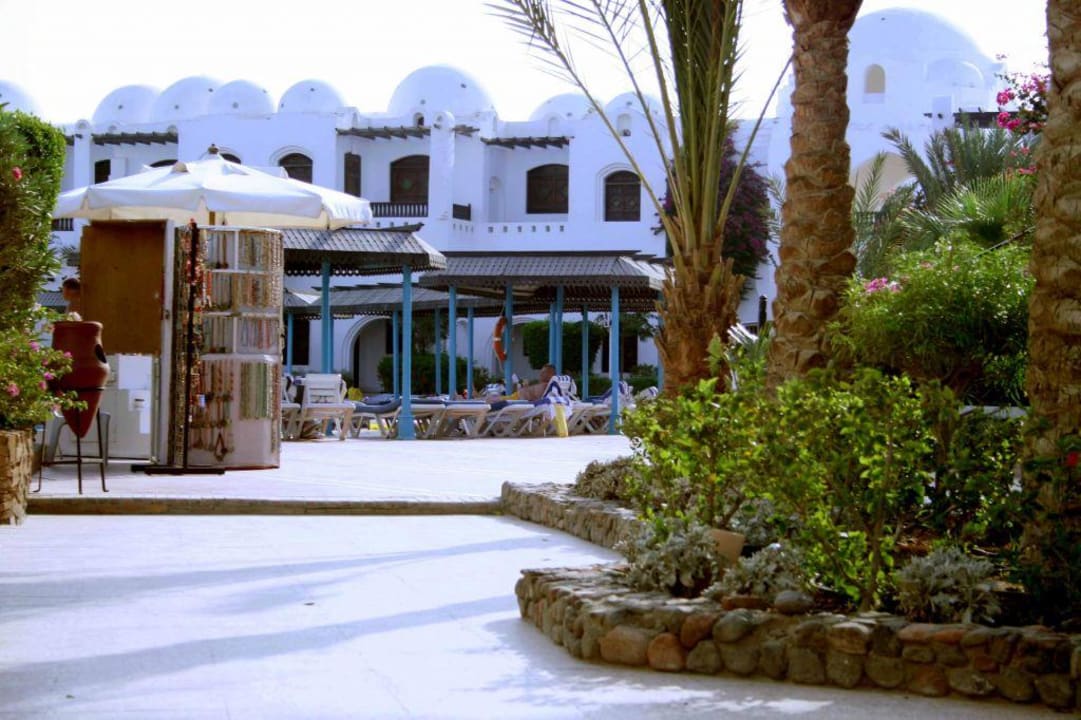 W drodze na basen Arabella Azur Resort