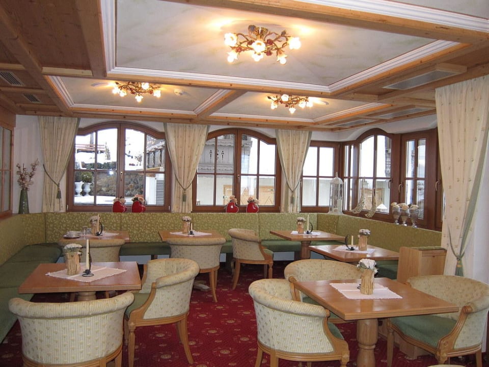 Sitzgelegenheit im Barbereich Hotel Dornauhof