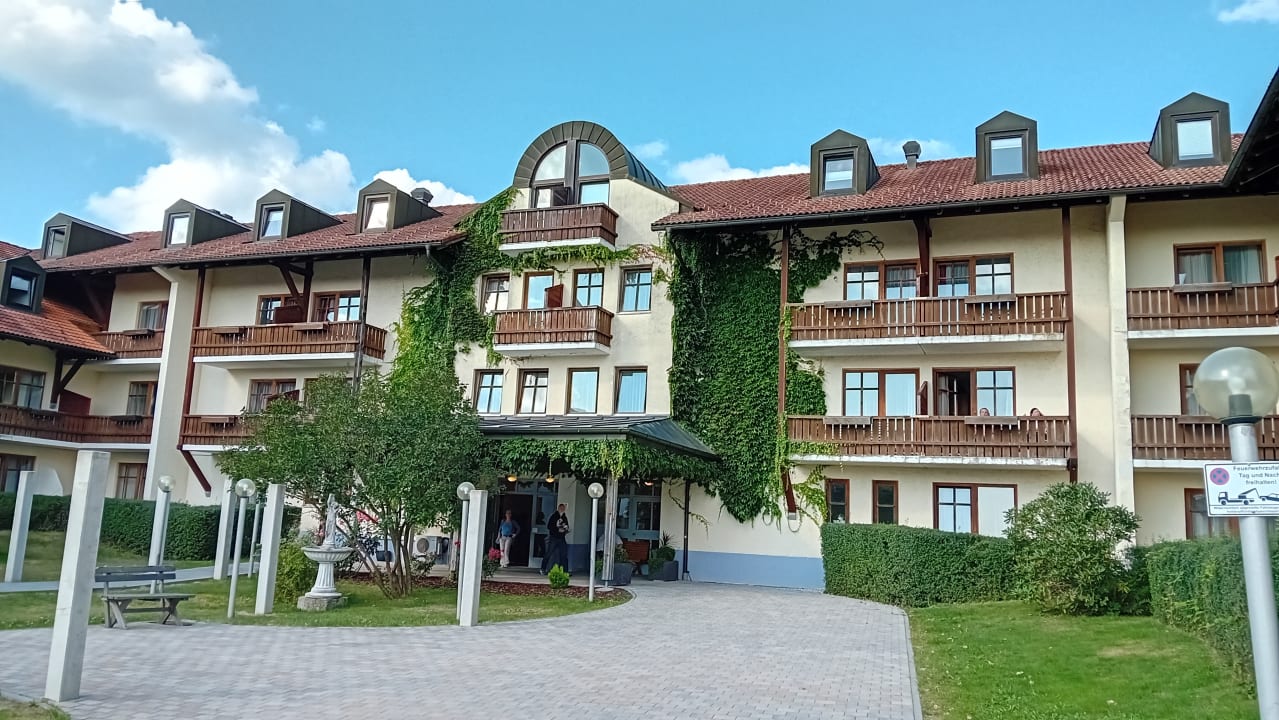 Außenansicht Landhotel Rosenberger
