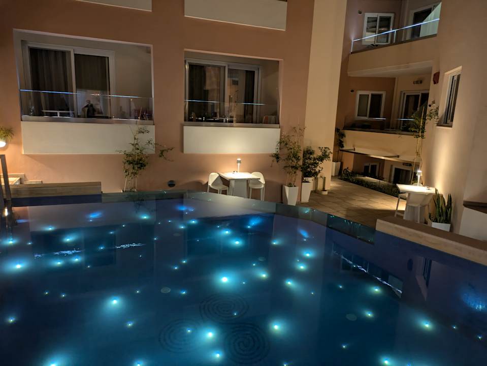 Außenansicht Omiros Boutique Hotel