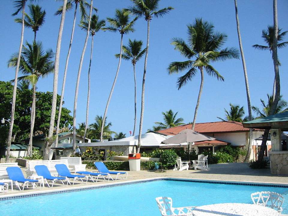 Pool hinten whala!boca chica