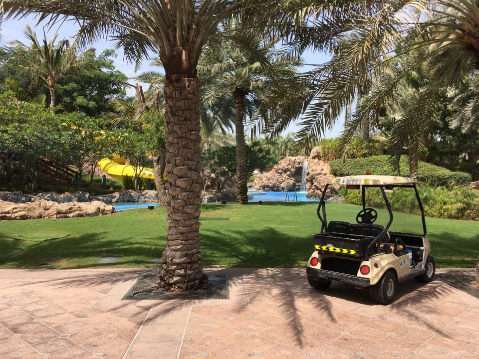 Pool Emirates Palace Mandarin Oriental