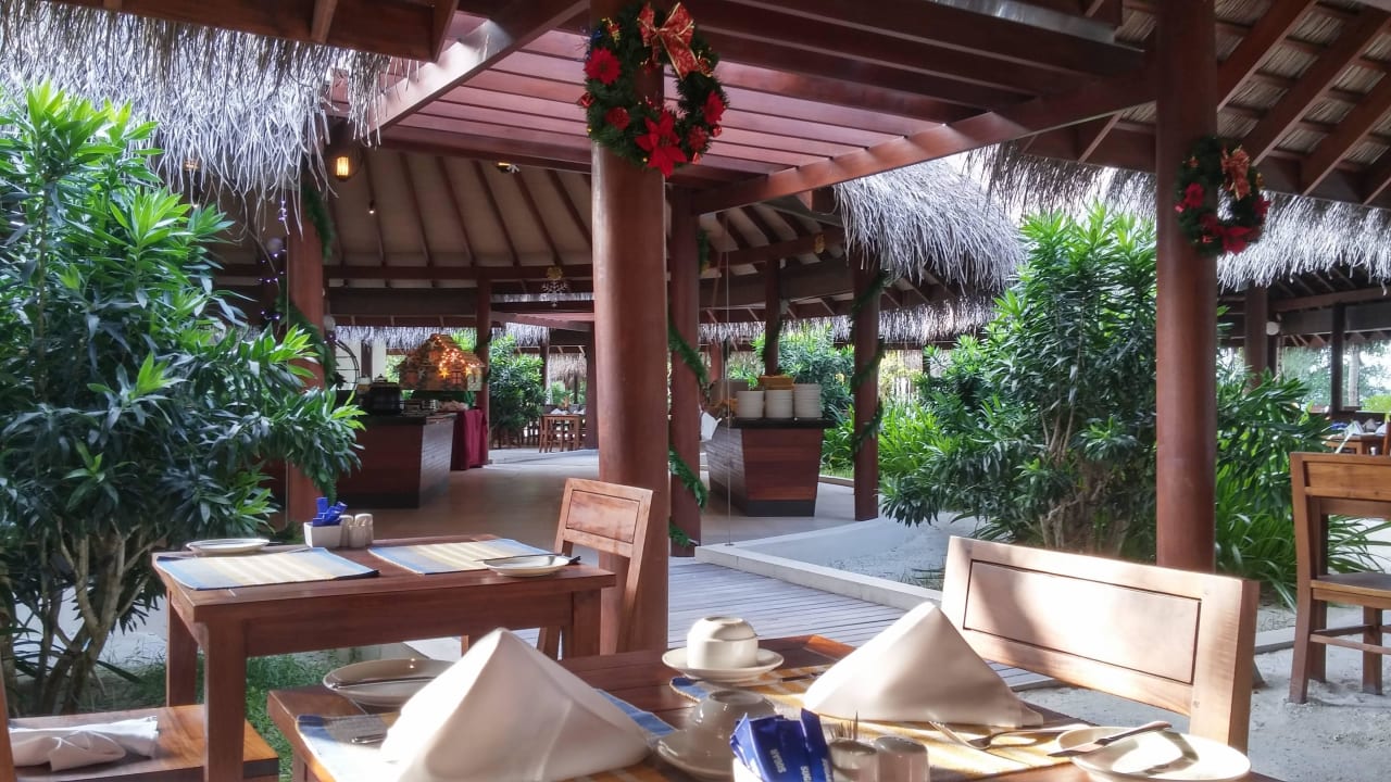 Hauptrestaurant Summer Island Maldives