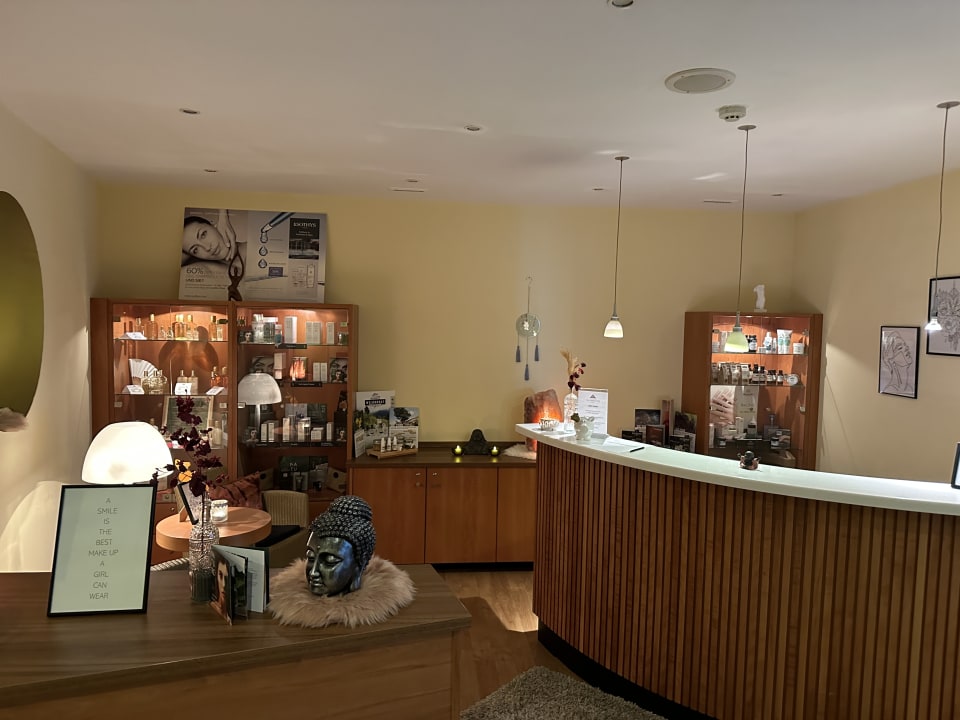 Lobby Hotel Vier Jahreszeiten