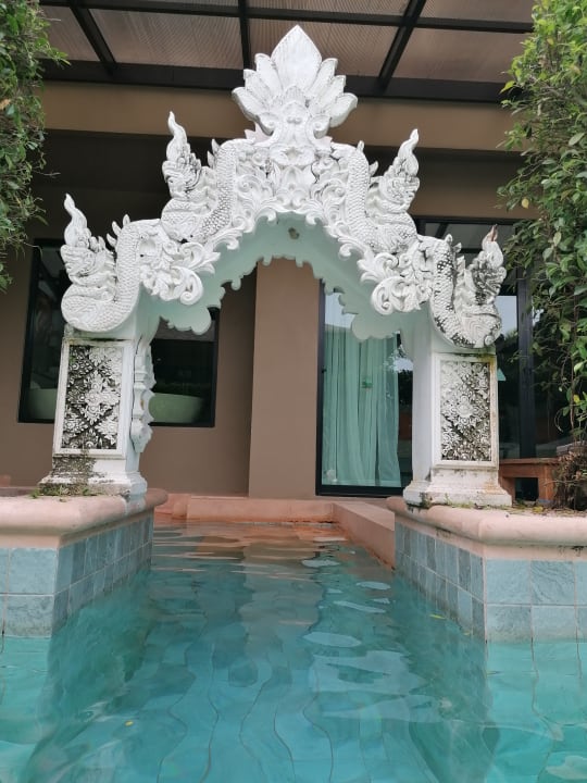 Pool Maikhao Palm Beach Resort