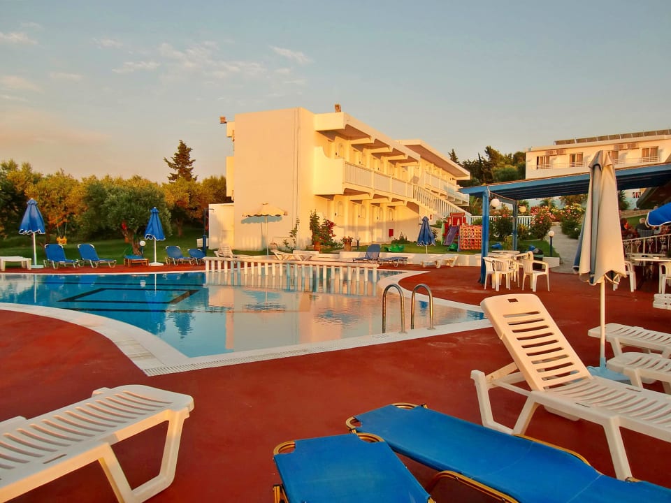 Schöne Anlage Georgia Hotel