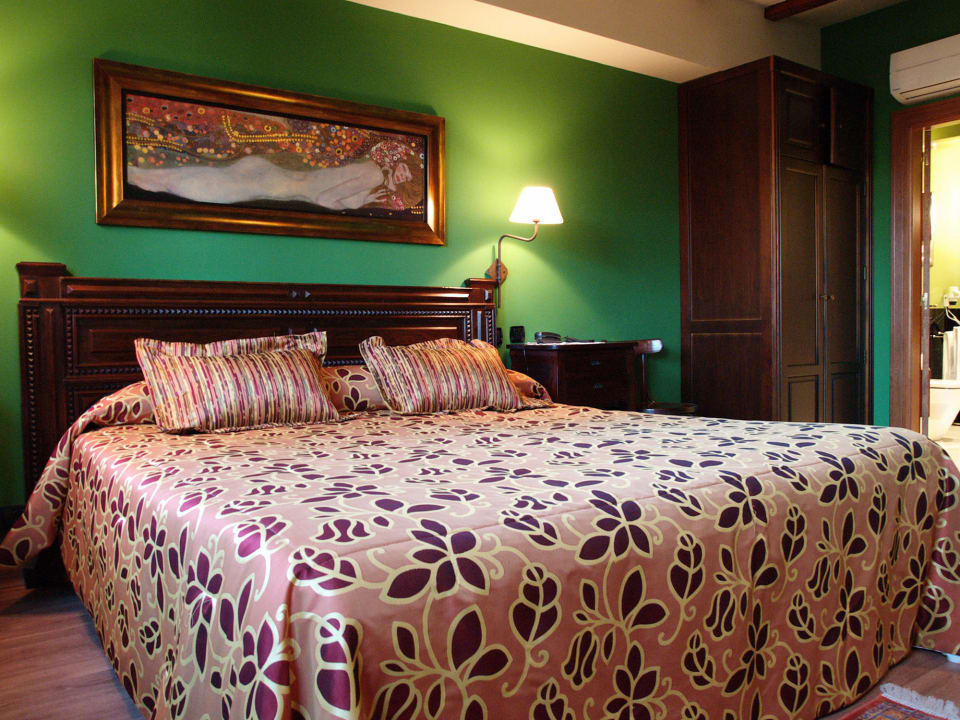 Venus Hotel Castillo El Collado