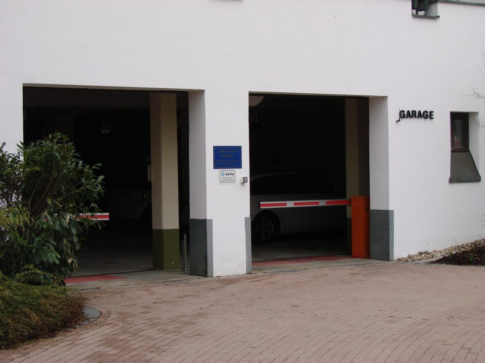 Einfahrt Hotelgarage Hotel Das Ludwig
