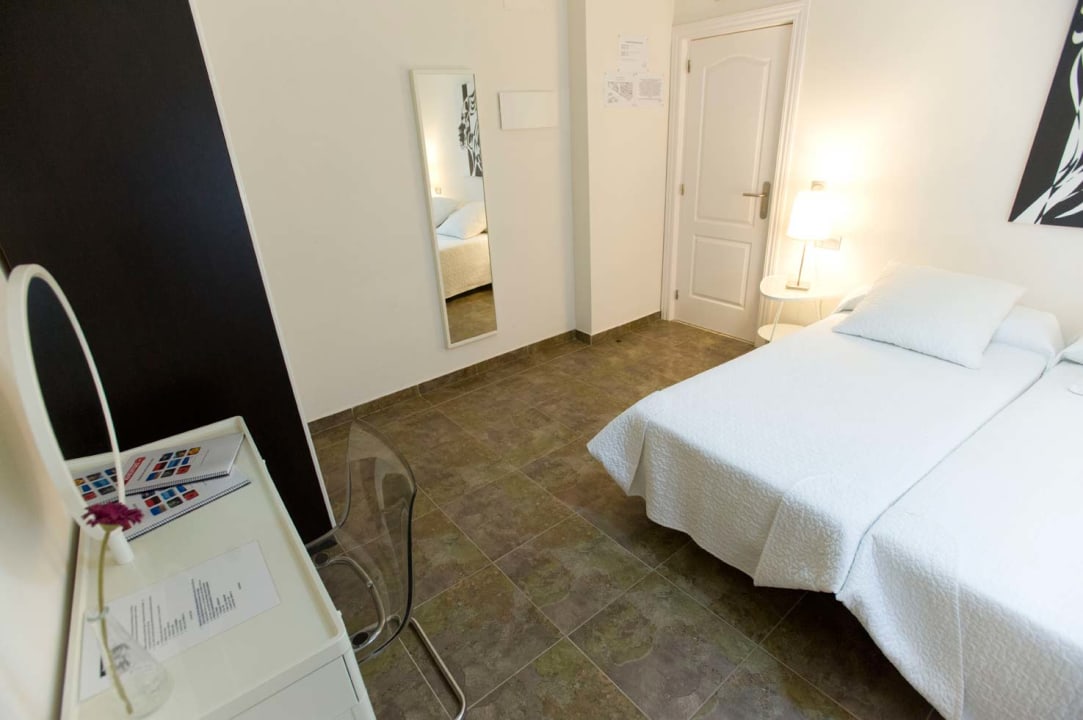 Zimmer Hotel Hospederia Almundo