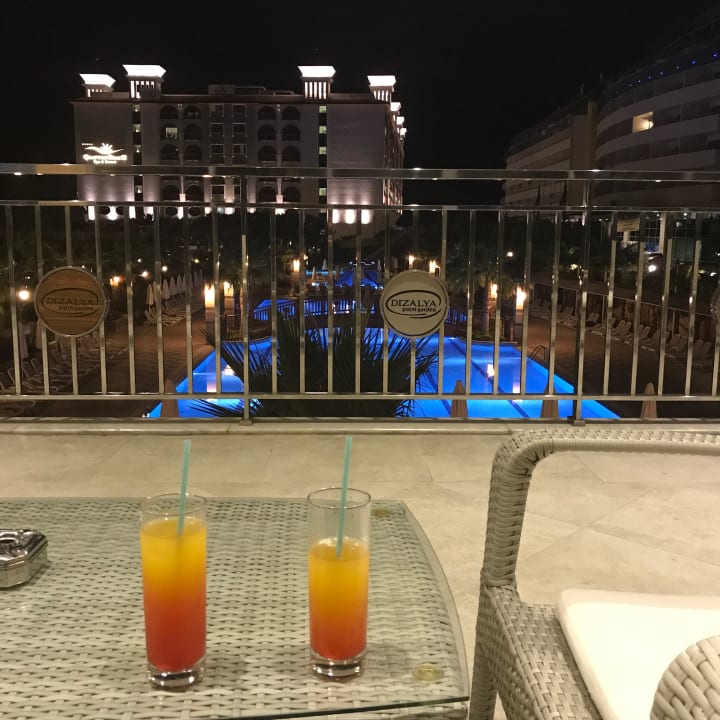 Restaurant Dizalya Palm Garden