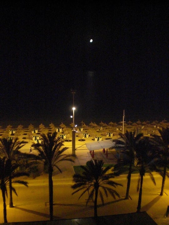 Der Strand am Abend Iberostar Waves Bahia de Palma