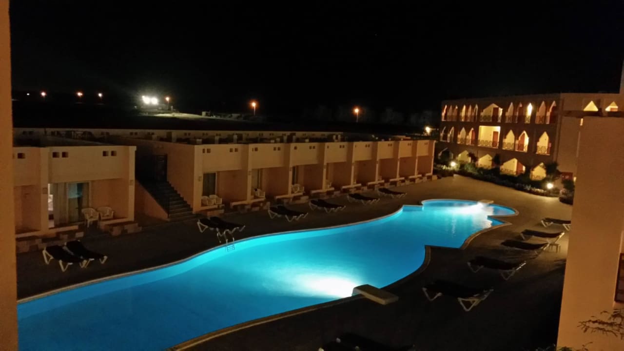 Ruhiger Pool  Jasmine Palace Resort & Spa