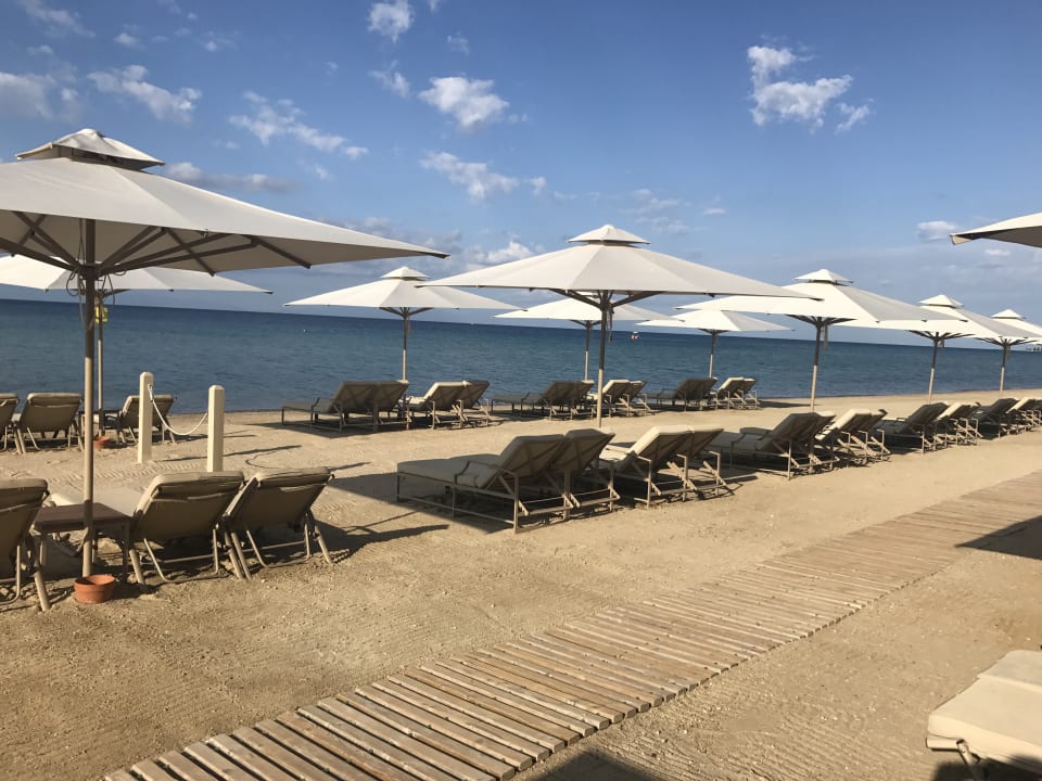 Strand Ikos Oceania