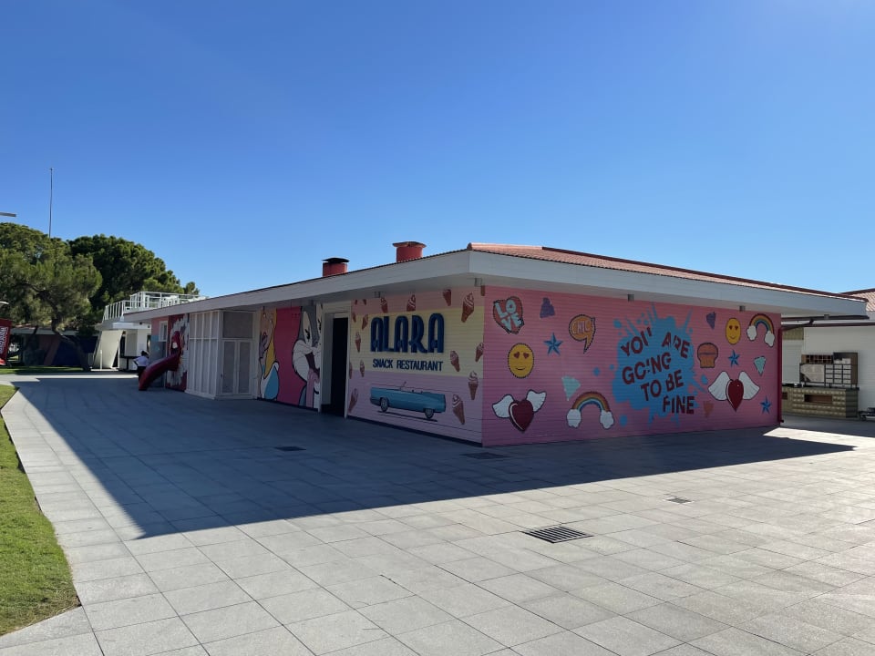 Außenansicht Rixos Sungate