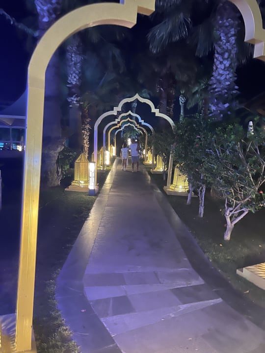 Gartenanlage Papillon Ayscha