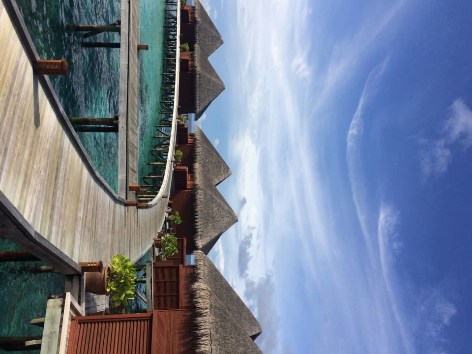 Zimmer Mirihi Island Resort