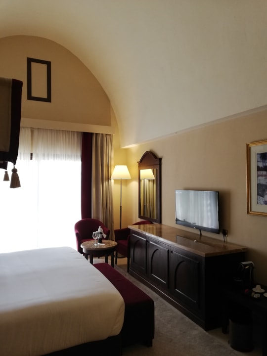 Zimmer Miramar Al Aqah Beach Resort