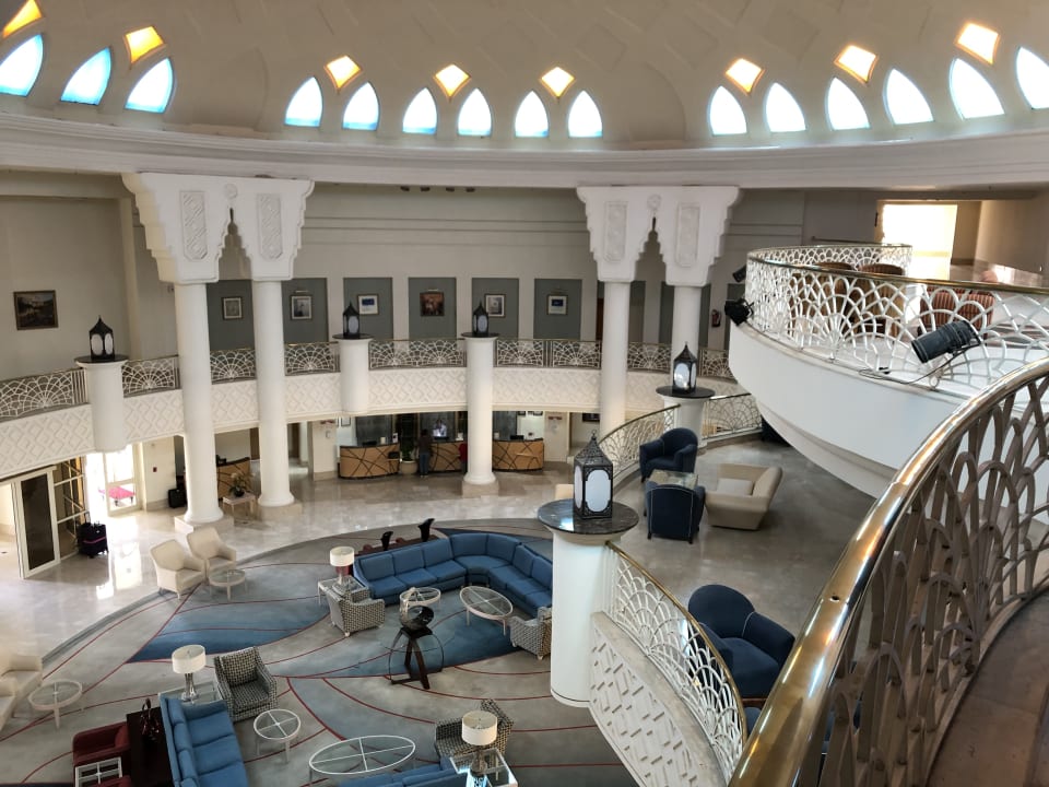Lobby Old Palace Resort