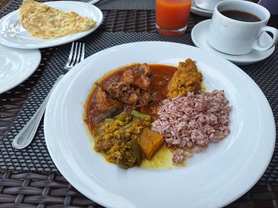 Gastro Temple Tree Resort & Spa