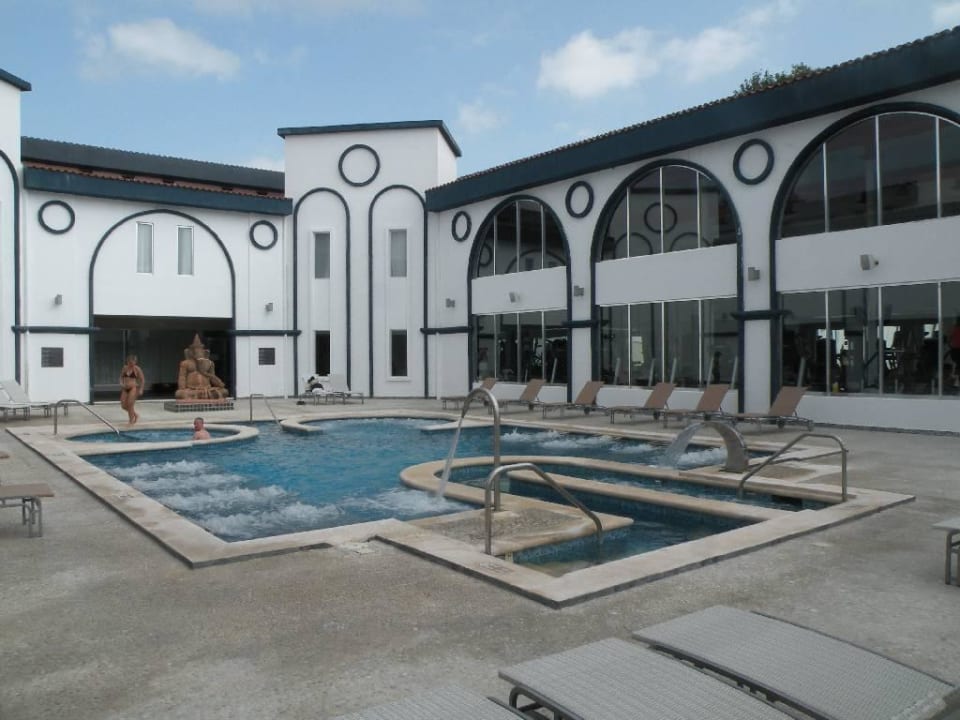 Jacuzzi Sandos Playacar Beach Resort