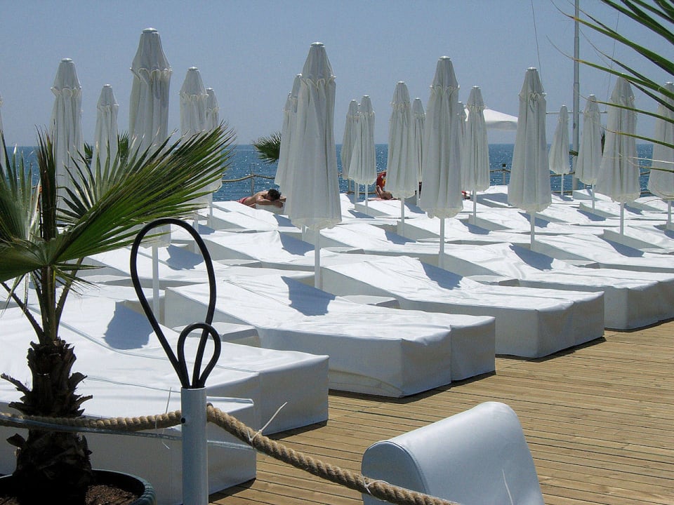 Liegen auf dem Steg Hotel Delphin Imperial