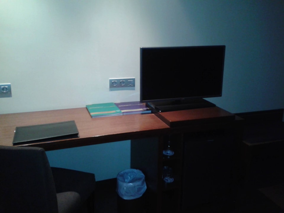 Angolo lavoro Hotel Coia