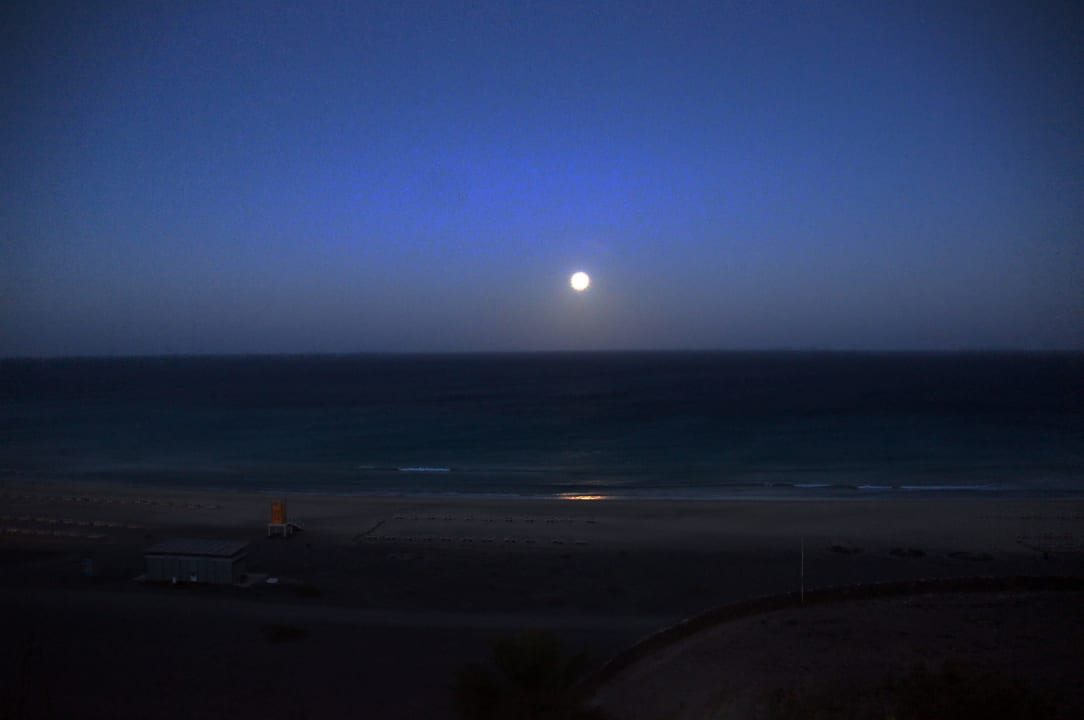 Mond über dem Meer Club Jandia Princess