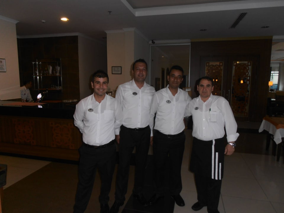 Sherafettin, Temel, Osman usw. Solivia Hotel