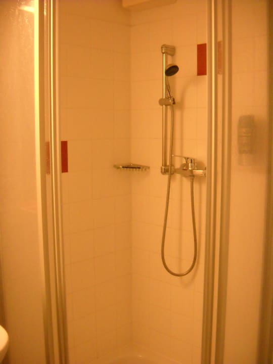 Bad Dusche Premier Inn Wien City Hauptbahnhof
