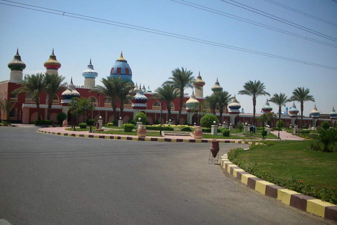 Einfahrt Pickalbatros Alf Leila Wa Leila Resort - Neverland Hurghada