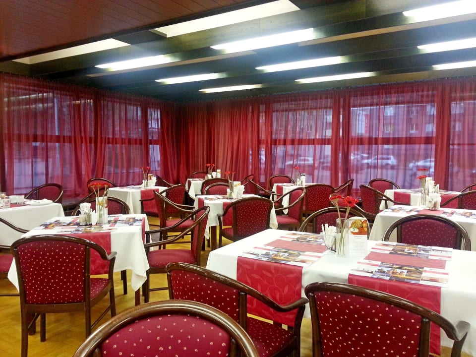 Restaurant Gallery AZIMUT Hotel Siberia