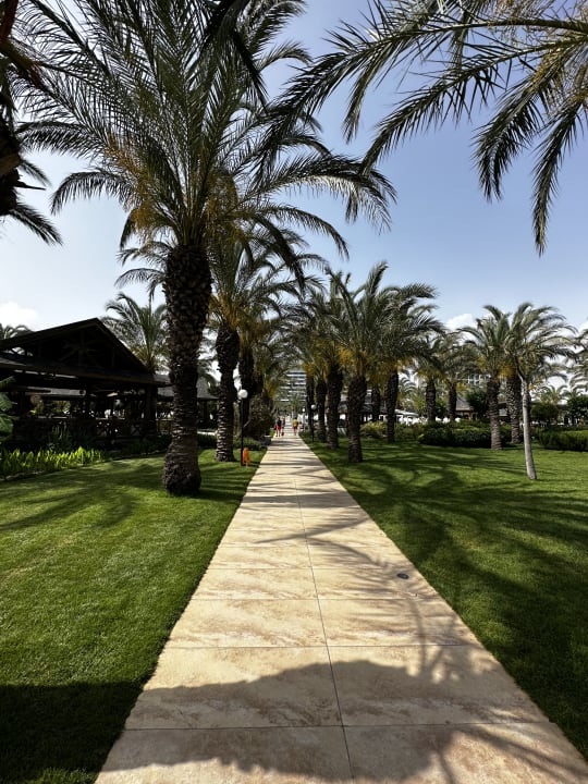 Gartenanlage Royal Wings Hotel