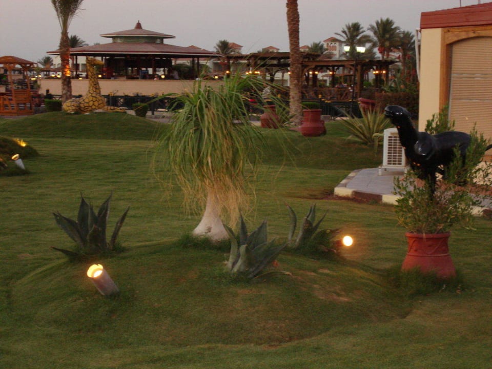 Gartenanlage Pickalbatros Dana Beach Resort - Hurghada