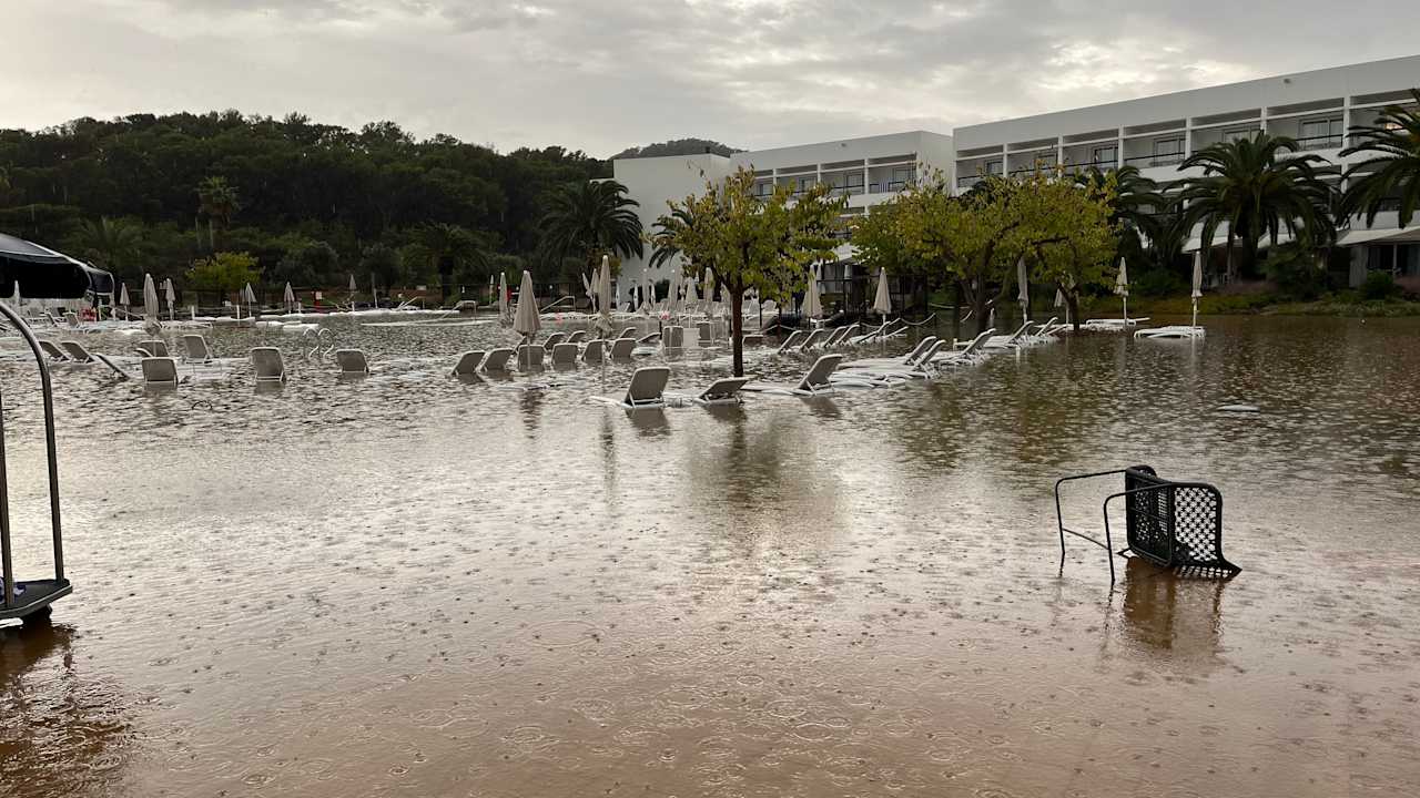 Pool Grand Palladium Select Palace Ibiza