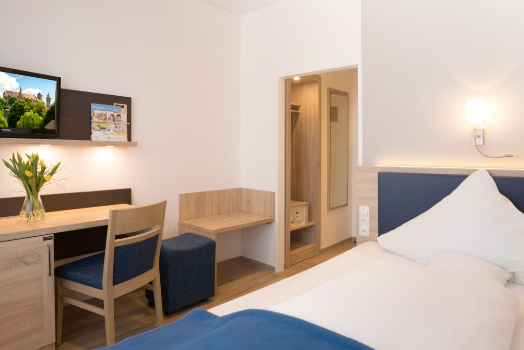 Zimmer Ringhotel Loew's Merkur